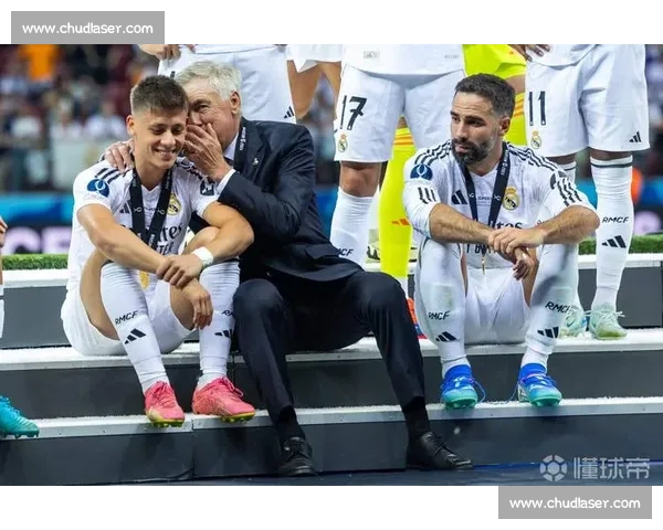 安切洛蒂亲赴美国督战世俱杯决赛,巴西主帅开启战术考察之旅